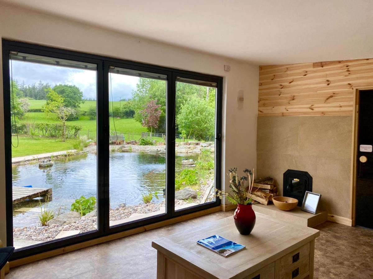 Mid-Wales Farmhouse, Swimming Pool, Tranquil Countryside Views, Sleeps 14 Meifod Exterior photo