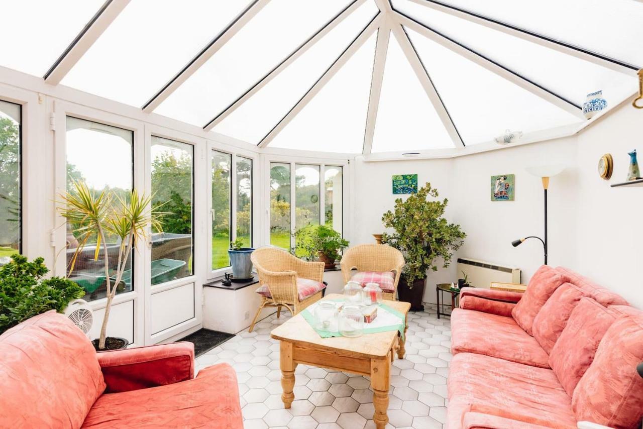Mid-Wales Farmhouse, Swimming Pool, Tranquil Countryside Views, Sleeps 14 Meifod Exterior photo